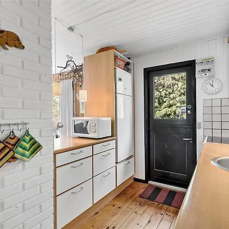 Casa de Férias 1309-aakirkeby-fyrreklyngen-17 Vester Somarken